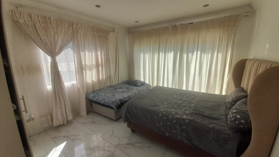 4 Bedroom Property for Sale in Birdwood Estate North West